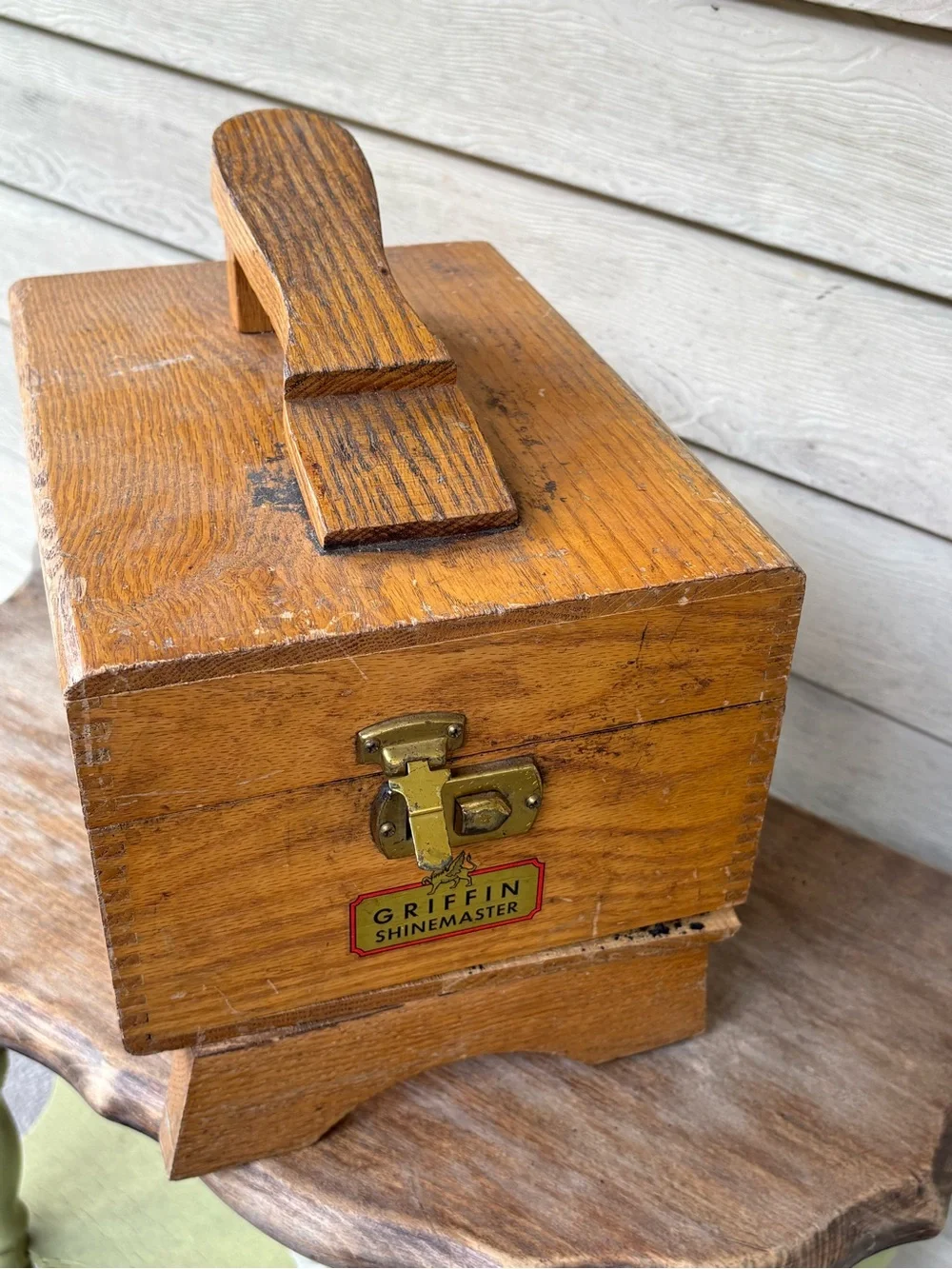 VTG Griffin Shinemaster wooden shoe shine box with tins of polish